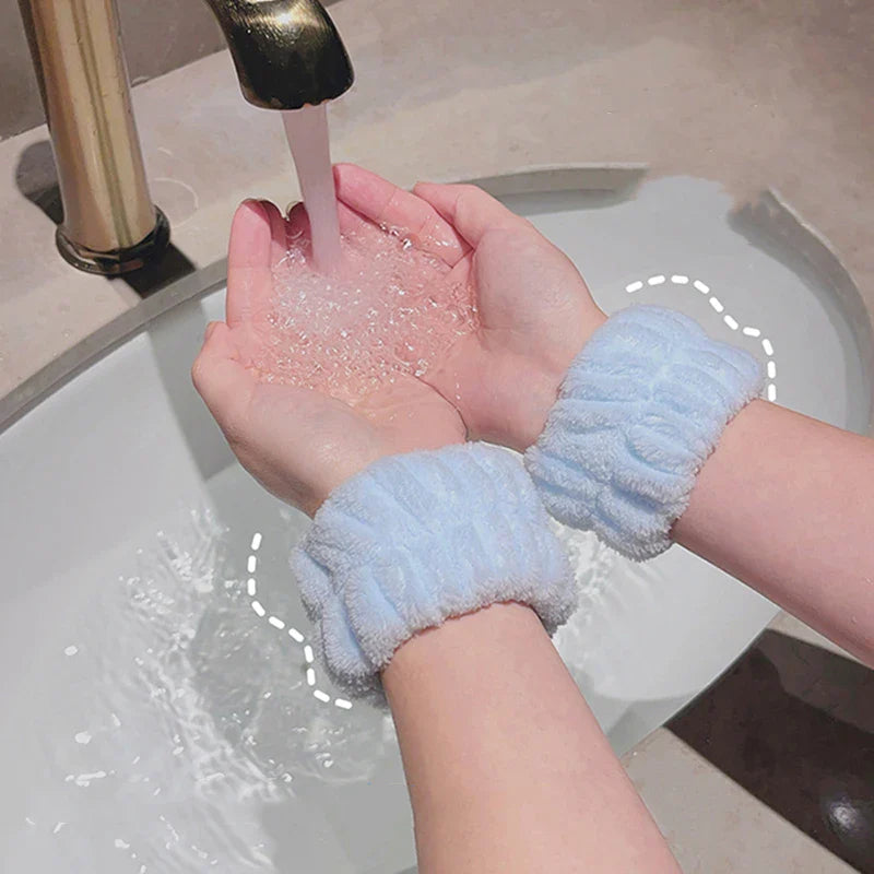 💖 Reusable Spa Wrist Washband 💖